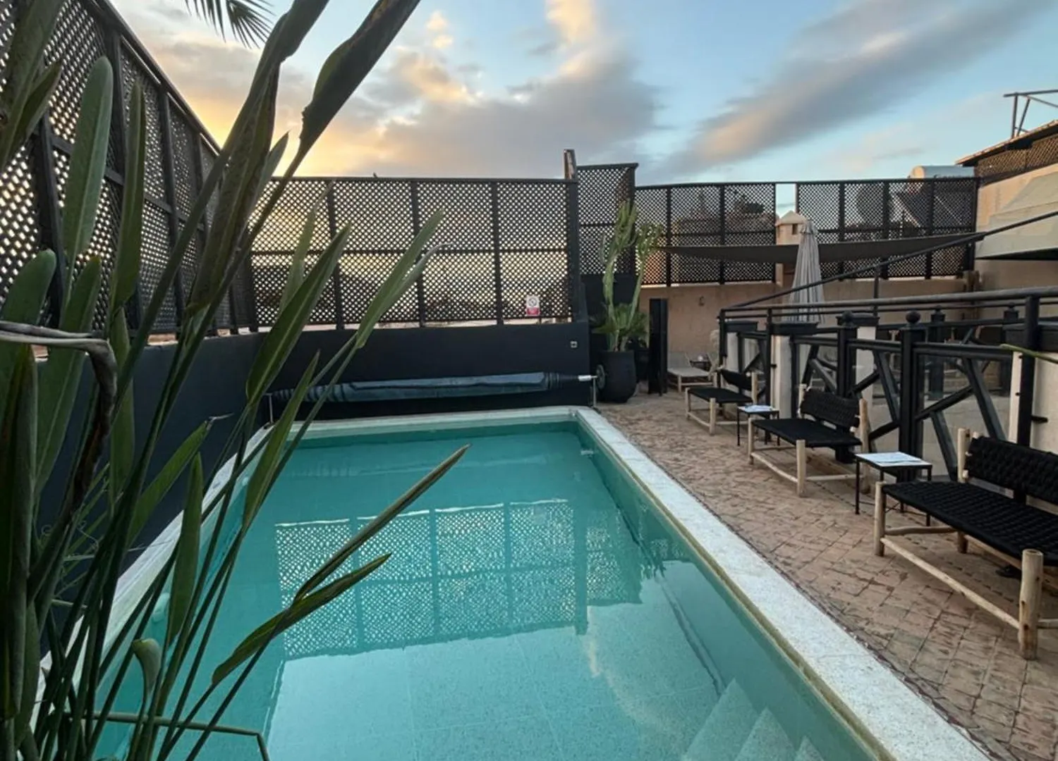 Riad Basidi Piscine Chauffee Sur Le Toit De La Medina Marrakesch Marokko